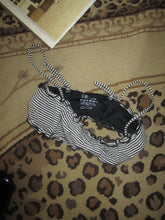 Load image into Gallery viewer, Jane top | Stripe